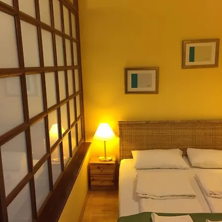 Club & Apartman