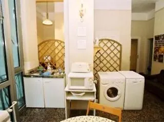 Apartman Club & *