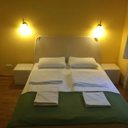 Club & Apartman